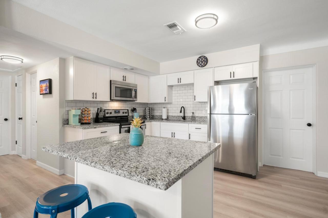 Haus Of Tropicale - Close To Gulf Beaches And Downtown Αγία Πετρούπολη Εξωτερικό φωτογραφία